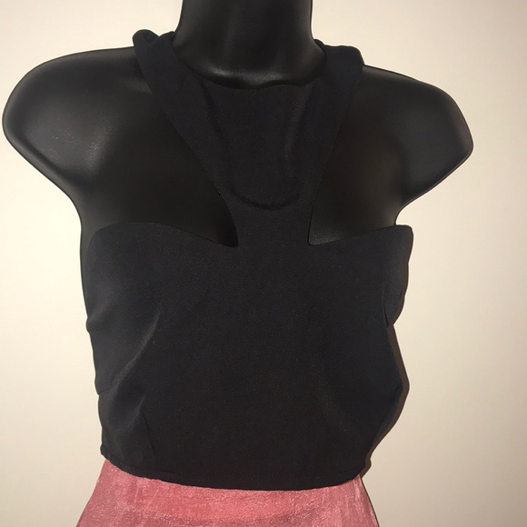 Black Balcony Crop Top - Picture 2 of 8